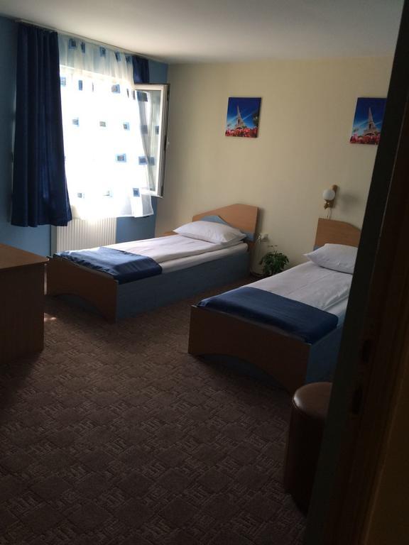 Pensiunea Casa Raul Cluj-Napoca Luaran gambar